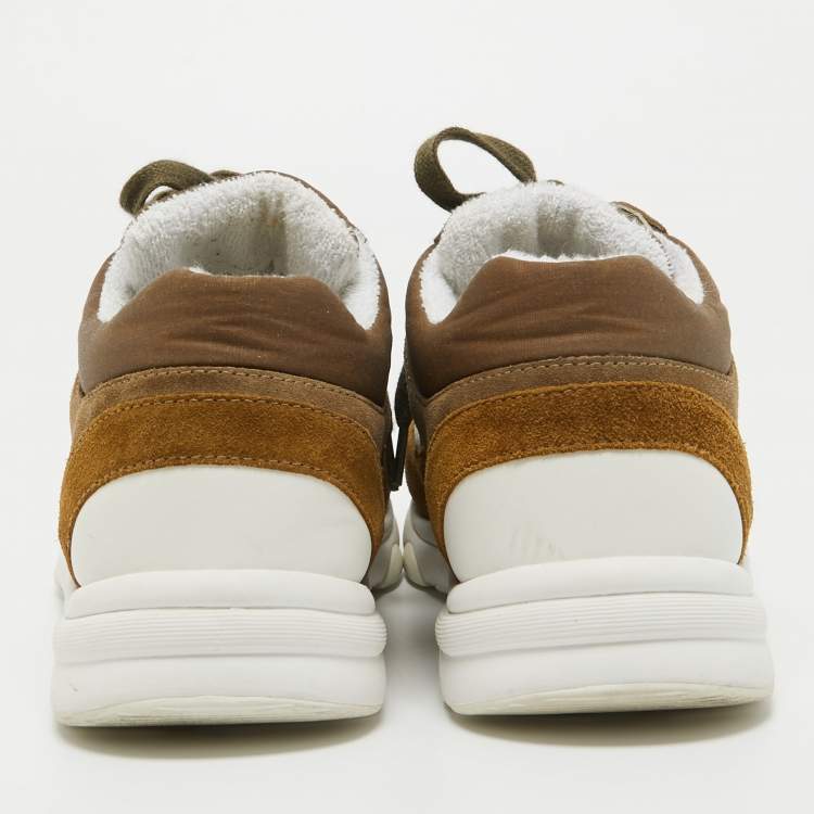 Pre Owned Chanel Two Tone Fabric and Suede CC Sneakers Size 40