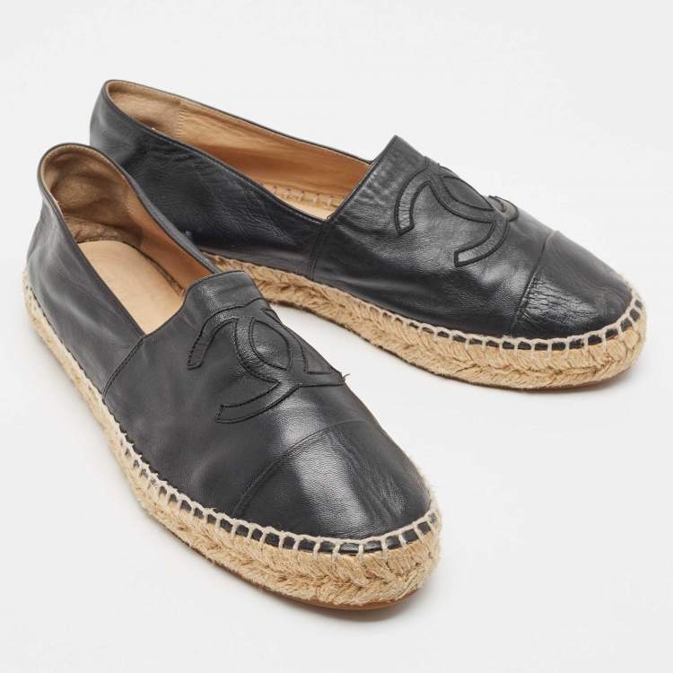 Pre Owned Chanel Black Leather CC Espadrille Flats Size 40