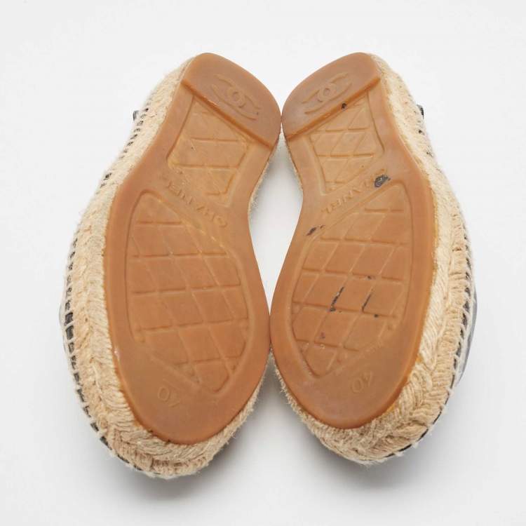 Pre Owned Chanel Black Leather CC Espadrille Flats Size 40