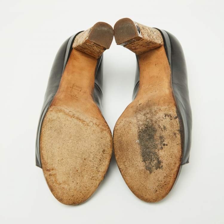 Pre Owned Chanel Black Leather Chain Link Cork Heel Open Toe Pumps Size 38.5