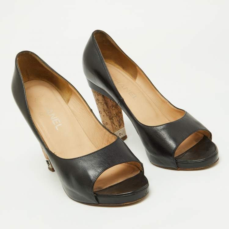 Pre Owned Chanel Black Leather Chain Link Cork Heel Open Toe Pumps Size 38.5