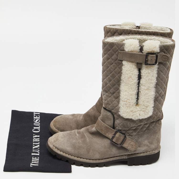 Pre Owned Chanel Grey Suede and Fur CC Mid Calf Boots Size 39