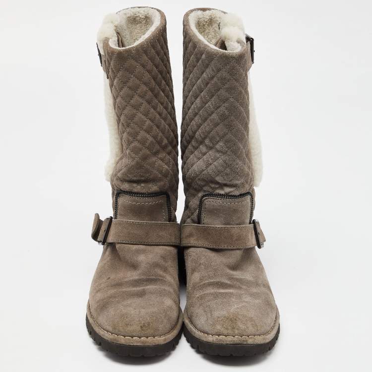 Pre Owned Chanel Grey Suede and Fur CC Mid Calf Boots Size 39
