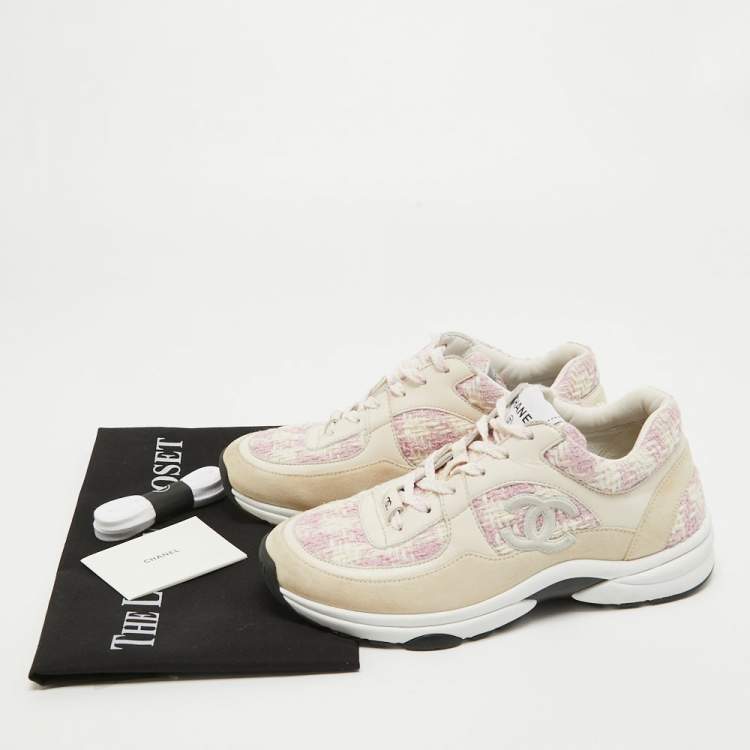 Pre Owned Chanel Cream/Pink Tweed and Leather CC Low Top Sneakers Size 36.5
