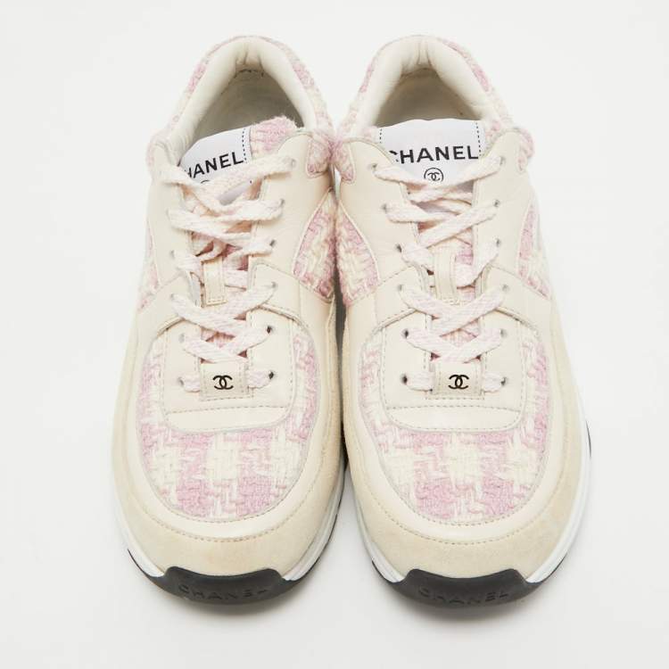 Pre Owned Chanel Cream/Pink Tweed and Leather CC Low Top Sneakers Size 36.5