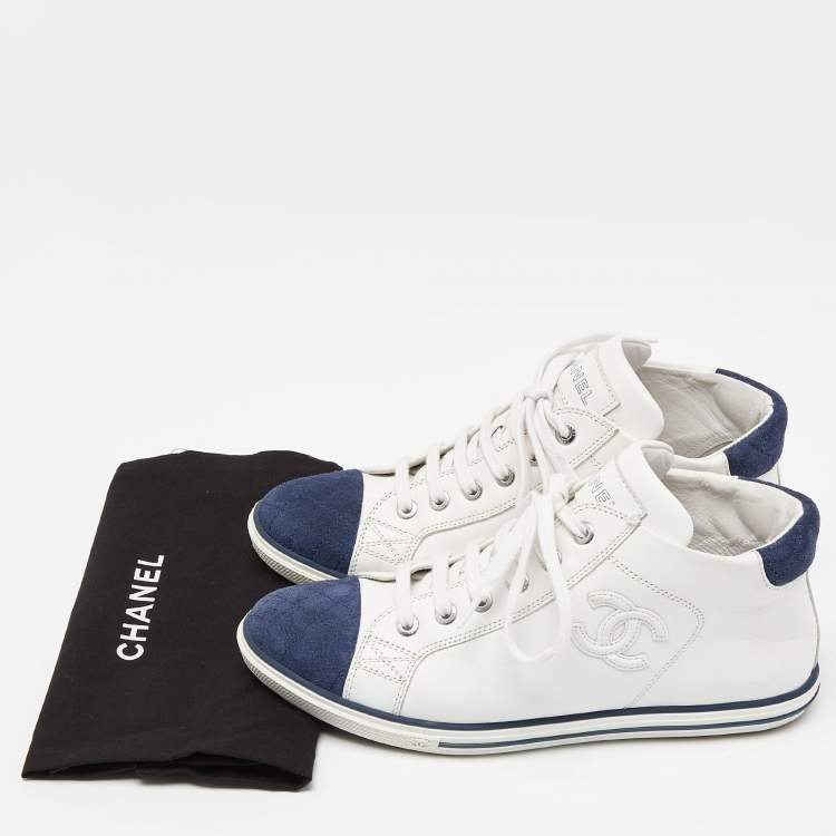 Pre Owned Chanel White/Blue Leather and Suede Lace Up High Top Sneakers Size 36