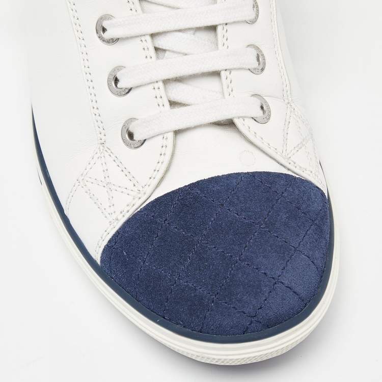 Pre Owned Chanel White/Blue Leather and Suede Lace Up High Top Sneakers Size 36