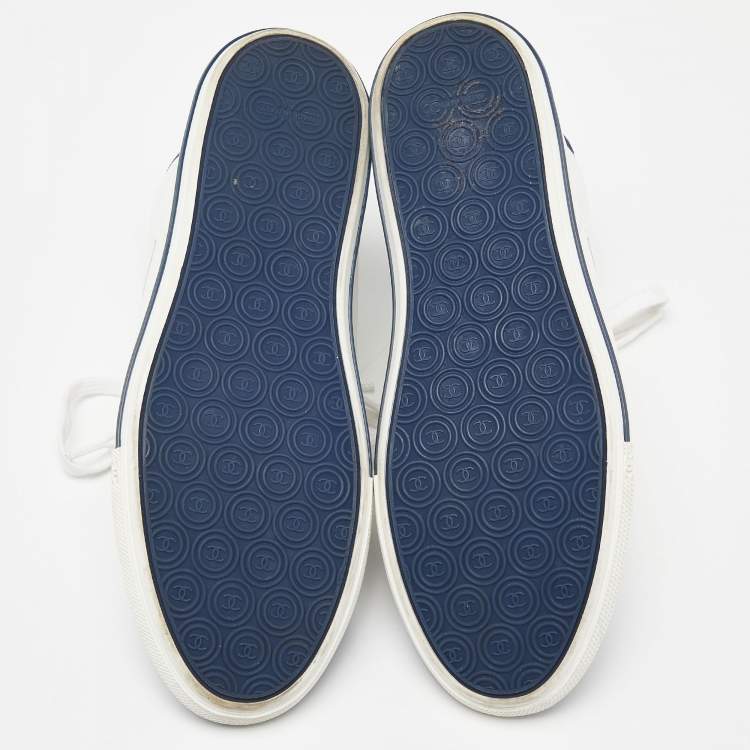 Pre Owned Chanel White/Blue Leather and Suede Lace Up High Top Sneakers Size 36