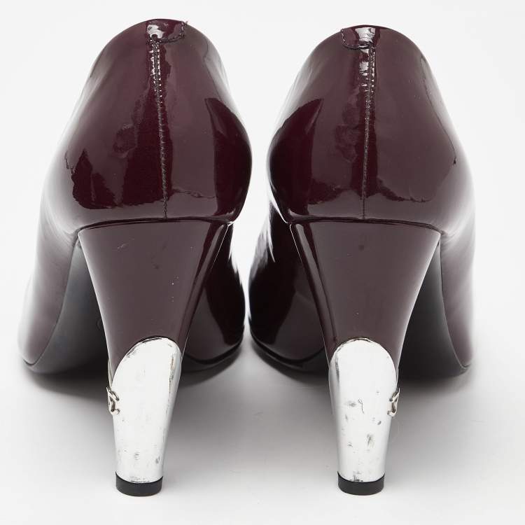 Pre Owned Chanel Purple/Silver Patent Leather Peep Toe CC Heel Pumps Size 39.5