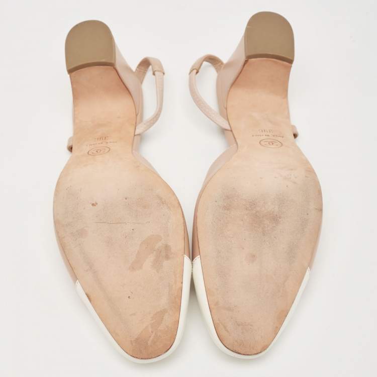 Pre Owned Chanel Beige/White Leather CC D'orsay Slingback Pumps Size 39
