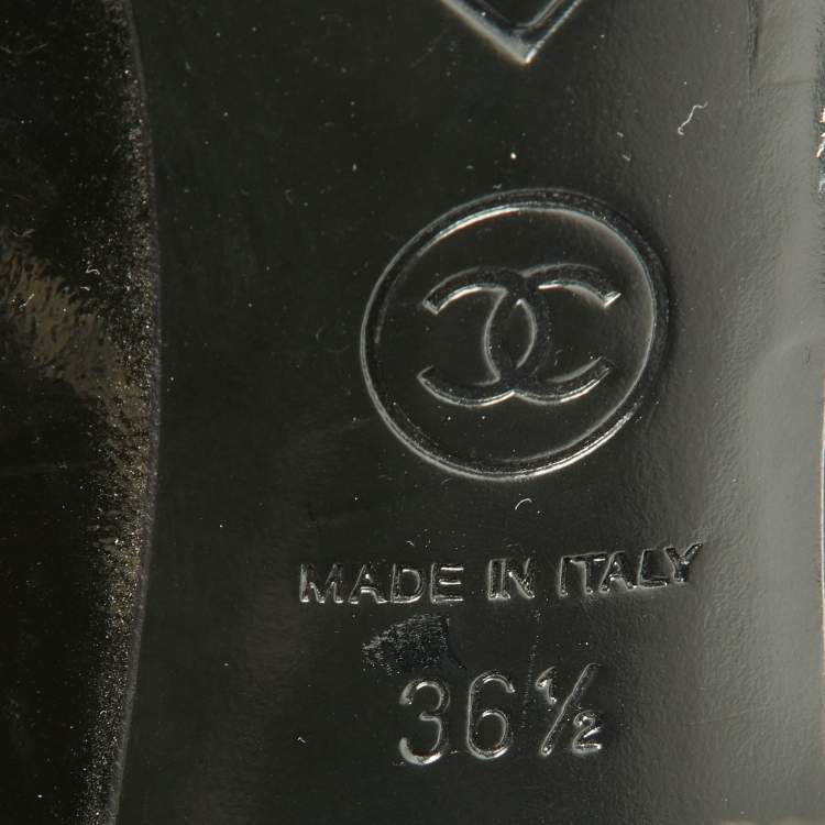 Pre Owned Chanel Black/Brown Patent Leather CC Cap Toe Pumps Size 36.5