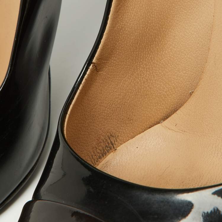 Pre Owned Chanel Black/Brown Patent Leather CC Cap Toe Pumps Size 36.5