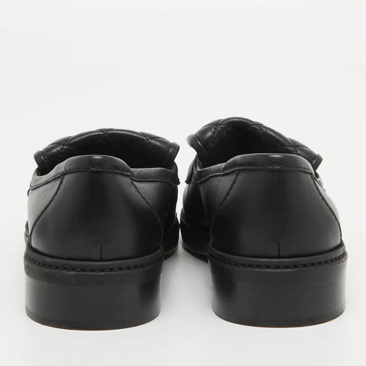 Pre Owned Chanel Black Quilted Leather CC Turnlock Loafers Size 39