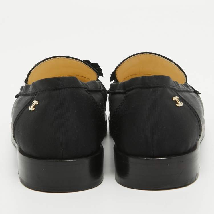 Pre Owned Chanel Black Canvas CC Bow Slip On Loafers Size 38