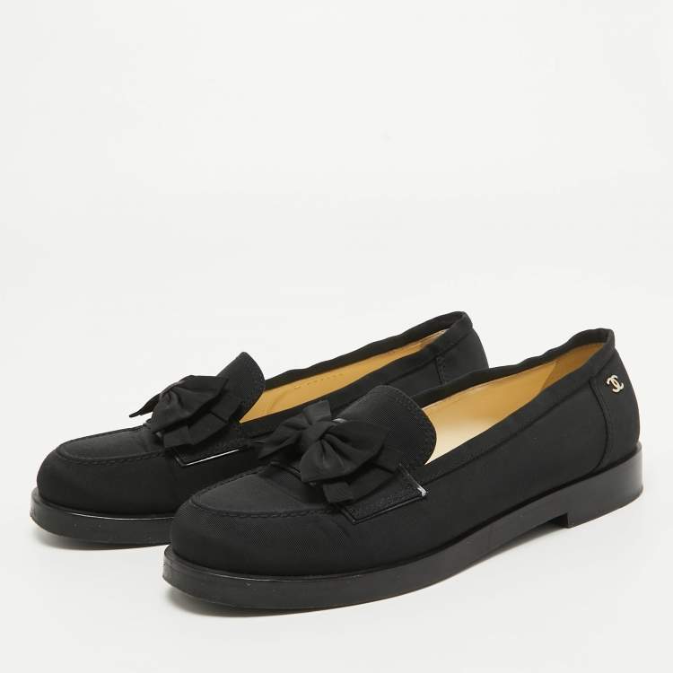 Pre Owned Chanel Black Canvas CC Bow Slip On Loafers Size 38