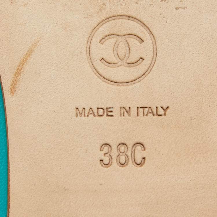 Pre Owned Chanel Blue Leather CC Cap Toe Ballet Flats Size 38