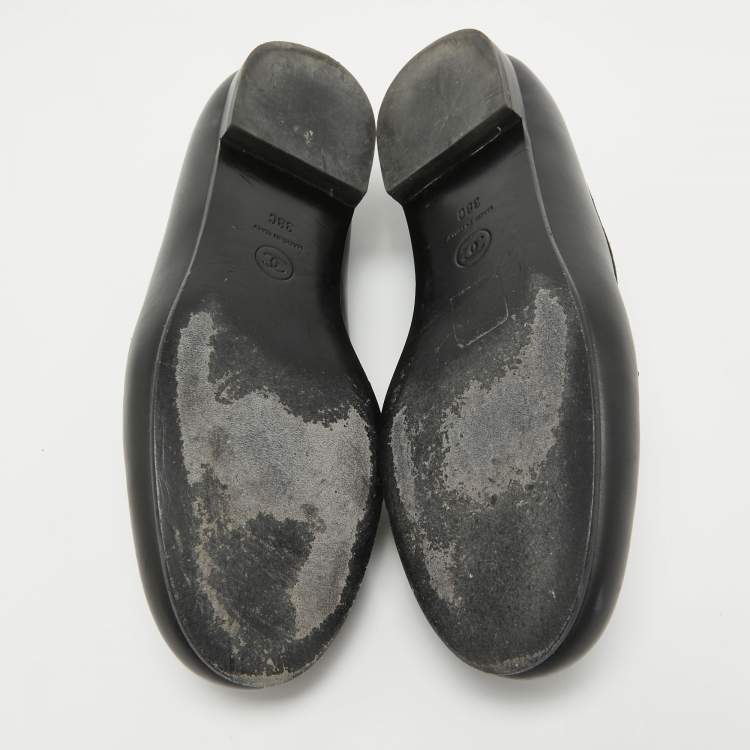 Pre Owned Chanel Black Leather CC Logo Slip On Loafers Size 38