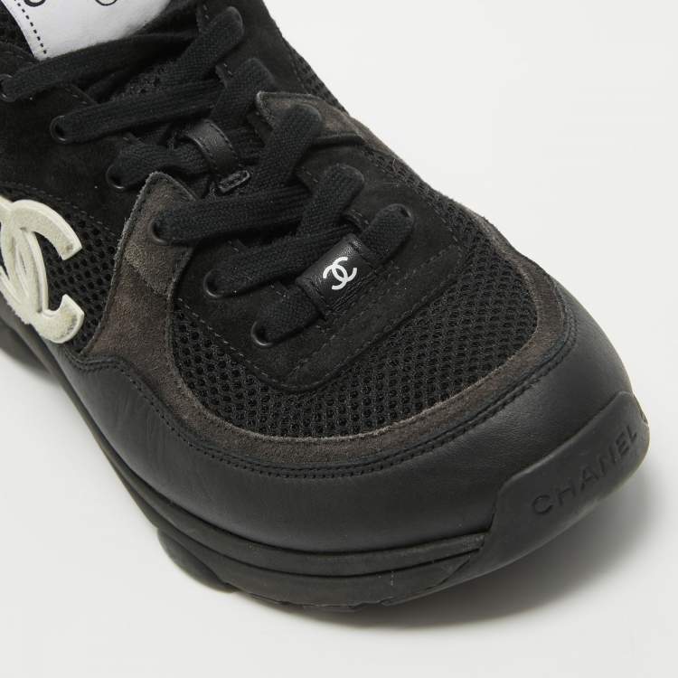 Pre Owned Chanel Black Suede And Fabric CC Lace Up Sneakers  Size 40