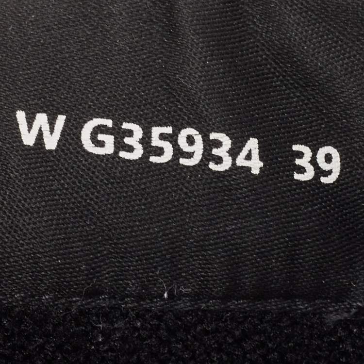 Pre Owned Chanel Black Perforated Leather Logo Low Top Sneakers Size 39
