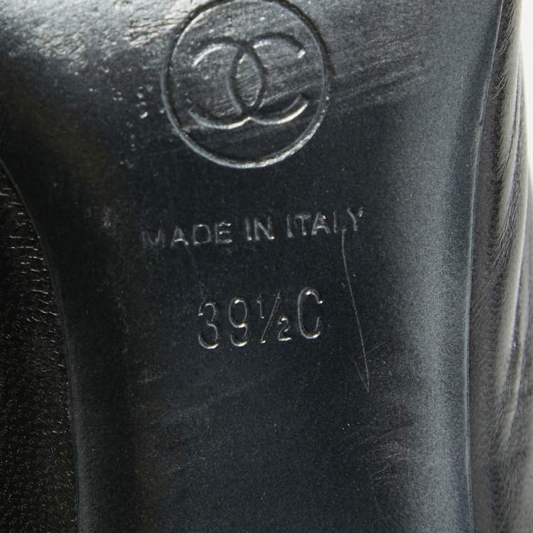 Pre Owned Chanel Metallic Two Tone Leather Camellia Pumps Size 39.5