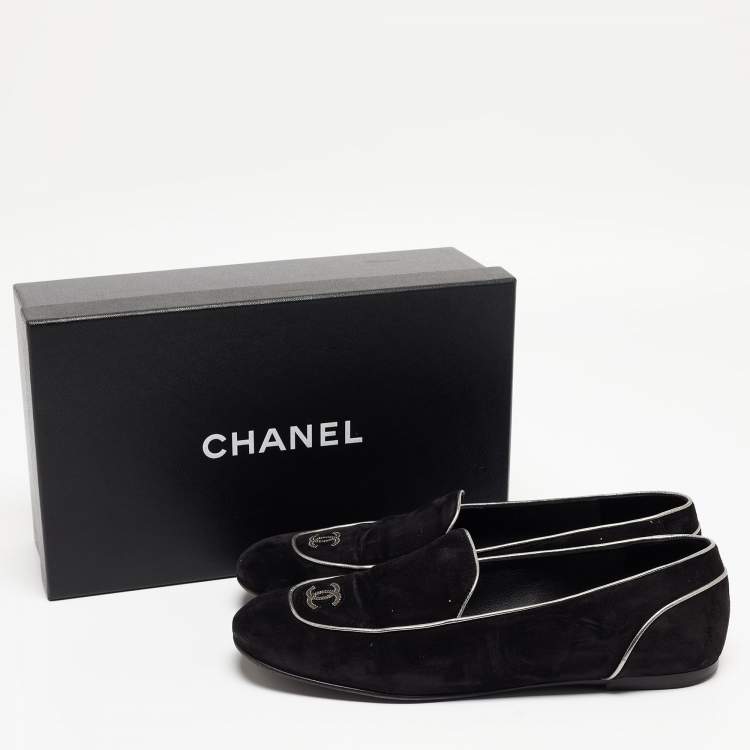 Pre Owned Chanel Black Suede CC Embellished Smoking Slippers Size 41
