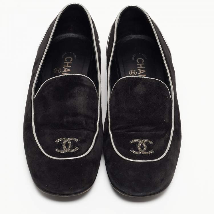 Pre Owned Chanel Black Suede CC Embellished Smoking Slippers Size 41