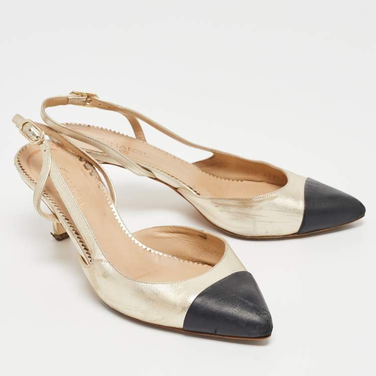 Pre Owned Chanel Gold/Black Leather Cap Toe Slingback Pumps Size 38.5
