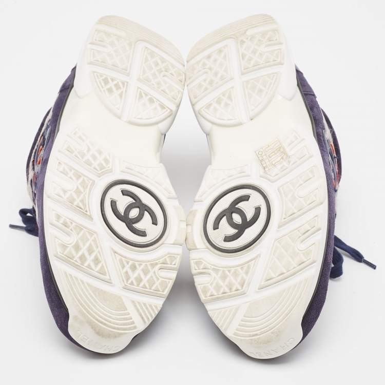 Pre Owned Chanel Multicolor Tweed and Suede CC Low Top Sneakers Size 39