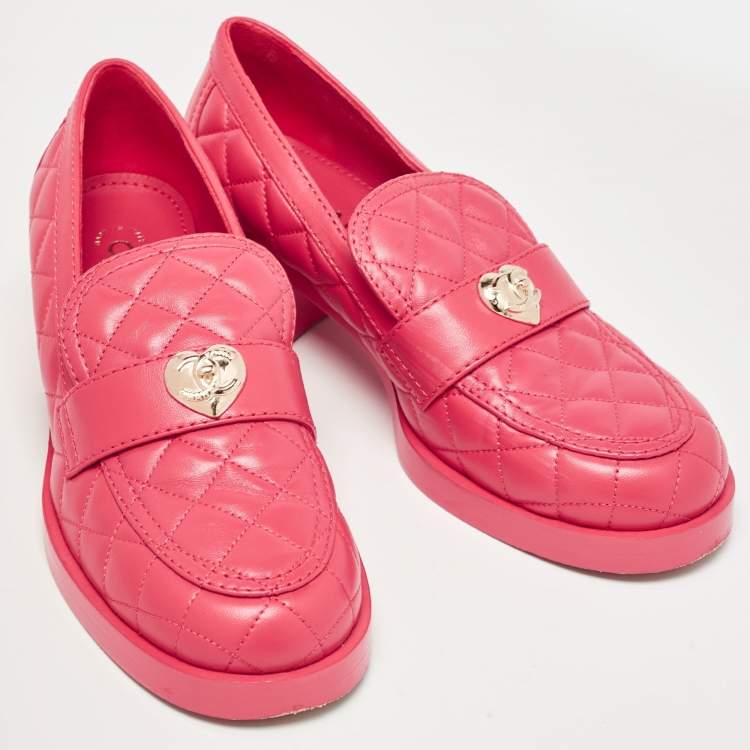 Pre Owned Chanel Pink Quilted Leather CC Block Heel Loafers Size 40