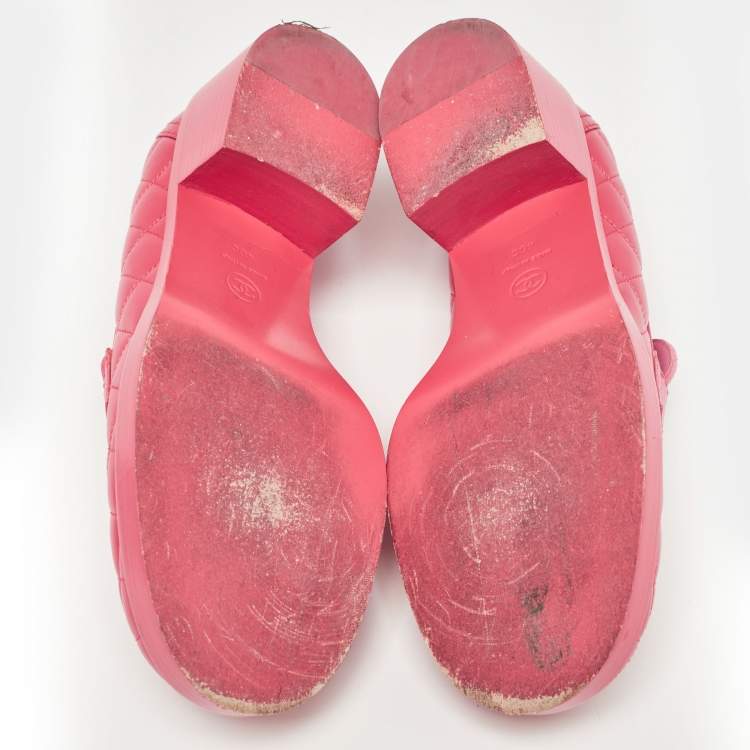Pre Owned Chanel Pink Quilted Leather CC Block Heel Loafers Size 40