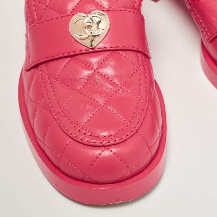 Pre Owned Chanel Pink Quilted Leather CC Block Heel Loafers Size 40
