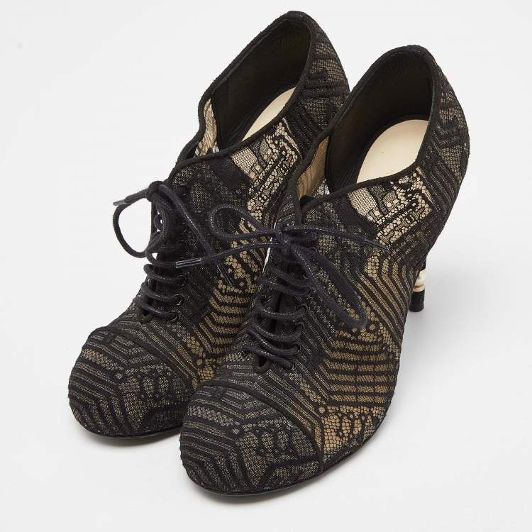 Pre Owned Chanel Black Lace and Suede Lace Up Ankle Booties Size 37