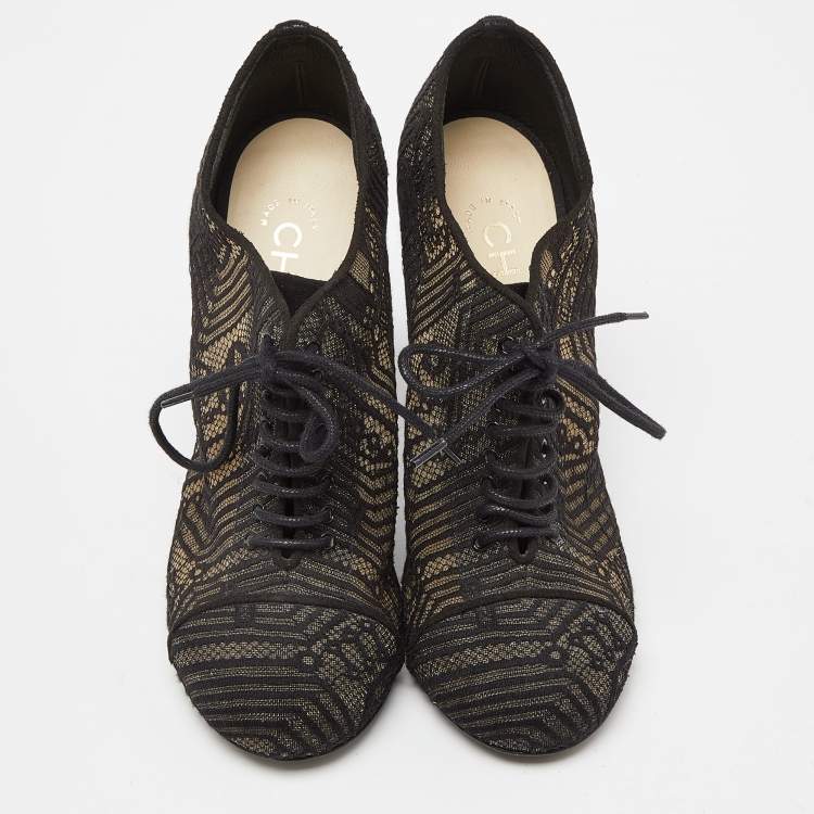 Pre Owned Chanel Black Lace and Suede Lace Up Ankle Booties Size 37