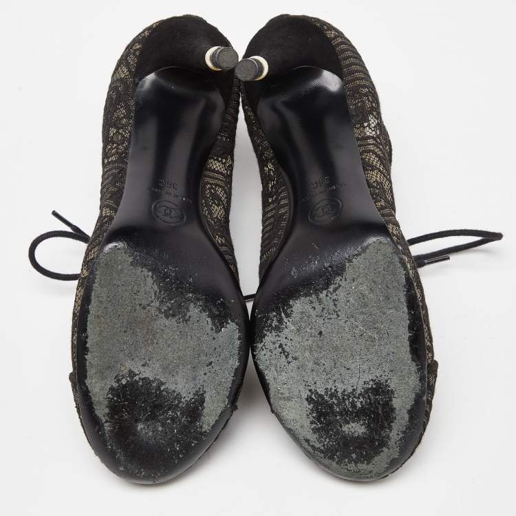 Pre Owned Chanel Black Lace and Suede Lace Up Ankle Booties Size 37