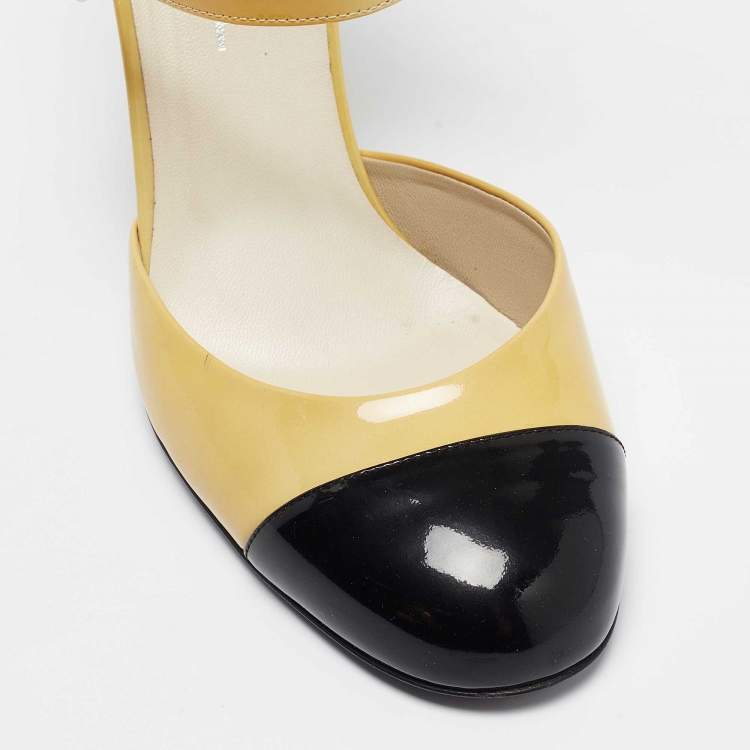 Pre Owned Chanel Beige/Black Patent Camellia Ankle Strap Pumps Size 38.5   