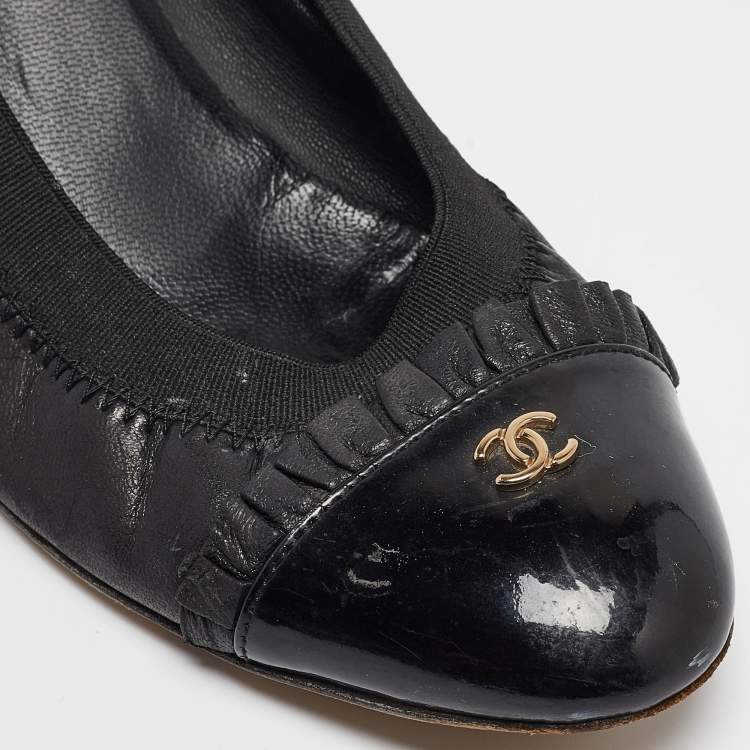 Pre Owned Chanel Black Leather And Elastic Cap Toe Pumps Size 37