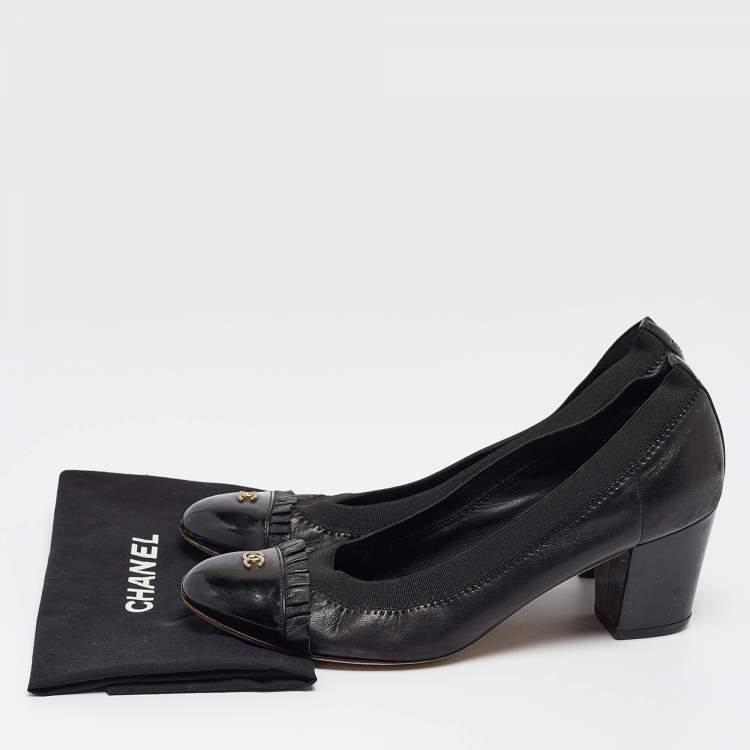 Pre Owned Chanel Black Leather And Elastic Cap Toe Pumps Size 37