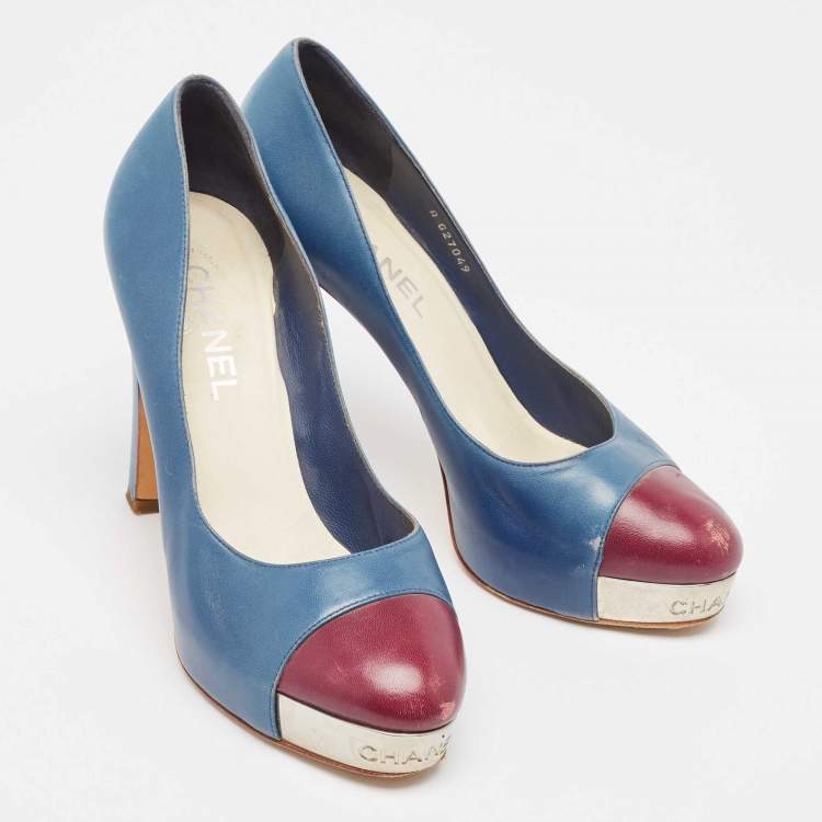 Pre Owned Chanel Blue/Burgundy Leather Platform Pumps Size 39.5