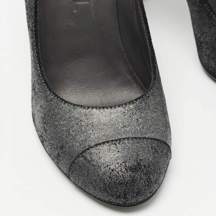 Pre Owned Chanel Grey Texture Suede Cap Toe Pumps Size 37