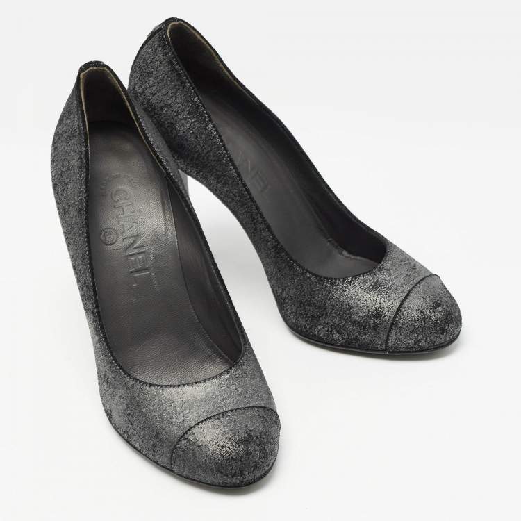 Pre Owned Chanel Grey Texture Suede Cap Toe Pumps Size 37