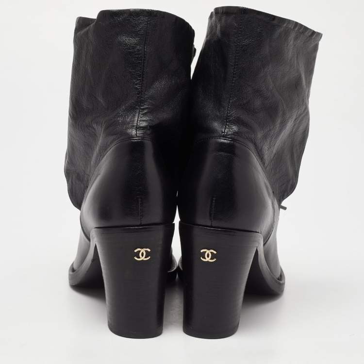 Pre Owned Chanel Black Leather CC Block Heel Ankle Tie Booties Size 36.5