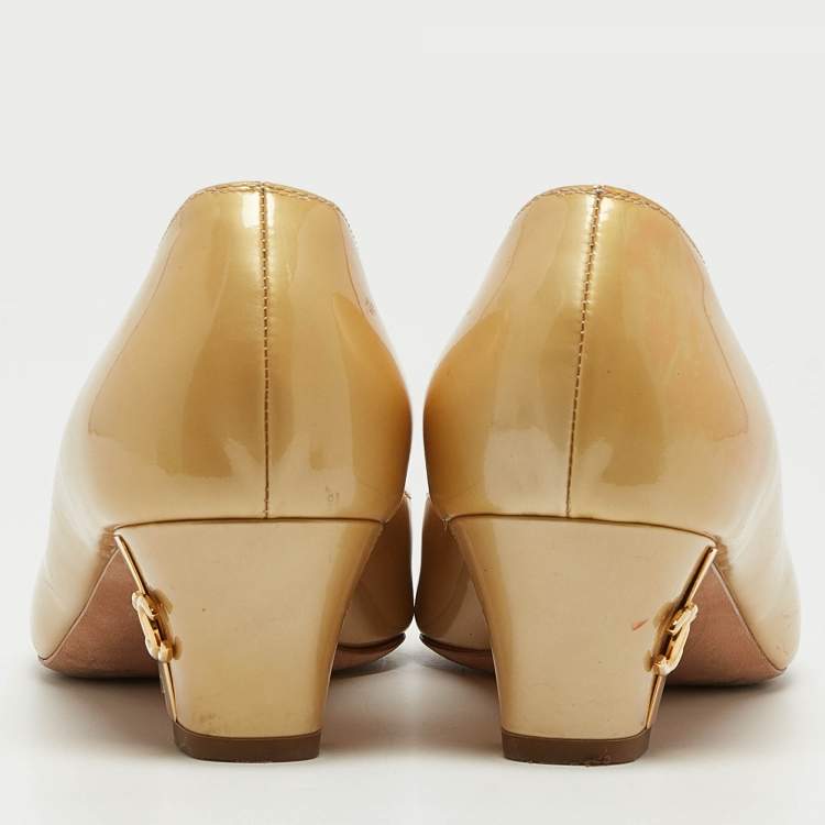 Pre Owned Chanel Yellow Patent Leather Open Toe Pumps Size 39.5
