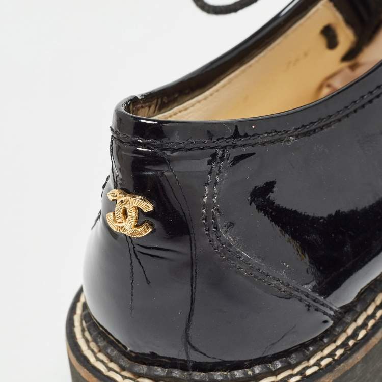 Pre Owned Chanel Black Patent Lace Up Oxfords Size 36.5