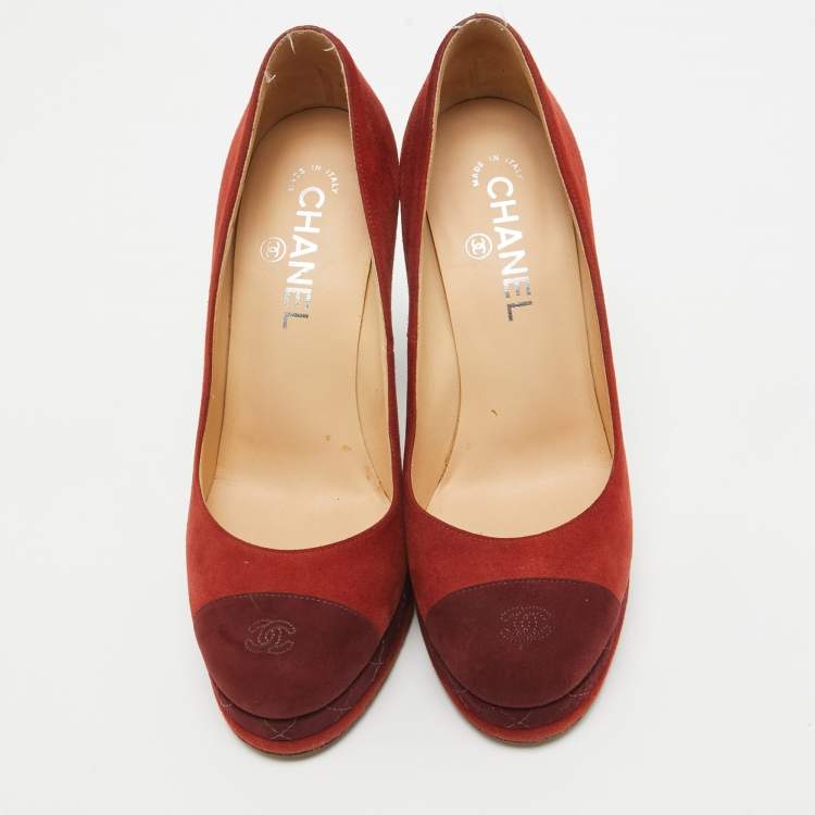 Pre Owned Chanel Brown/Burgundy Suede CC Platform Pumps Size 38