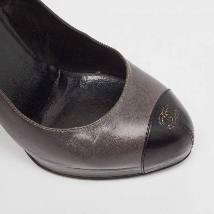 Pre Owned Chanel Grey/Black Leather Cap Toe Pumps Size 37.5