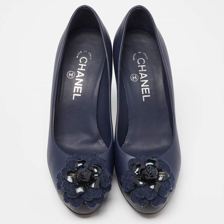 Pre Owned Chanel Blue Leather Camelia CC Platform Pumps Size 38