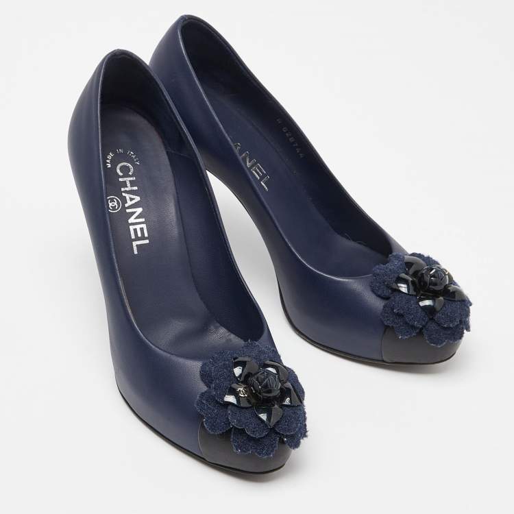 Pre Owned Chanel Blue Leather Camelia CC Platform Pumps Size 38