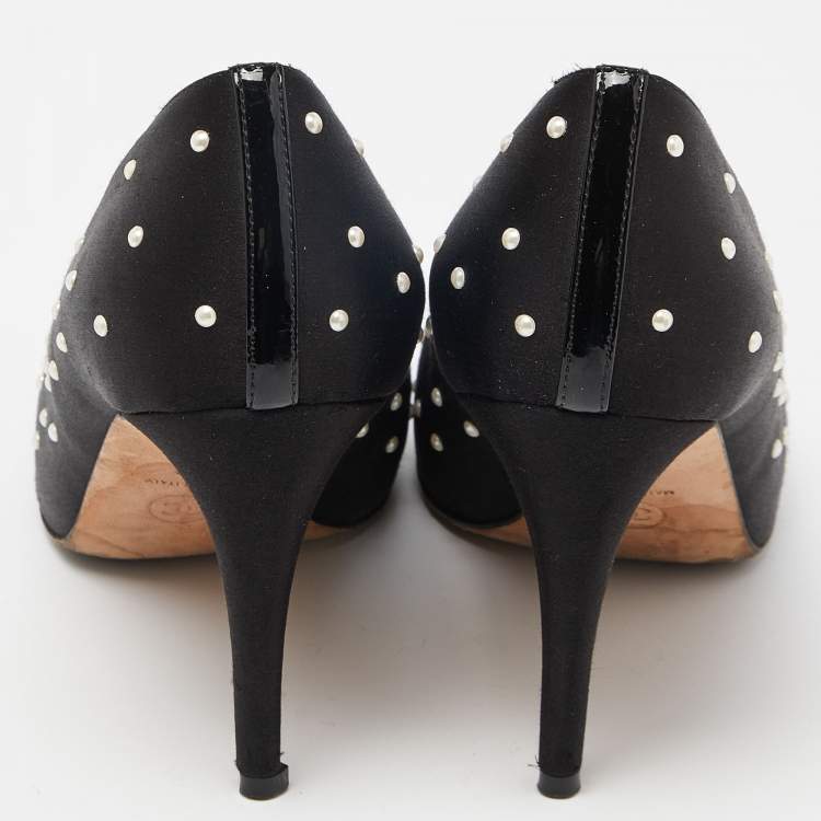 Pre Owned Chanel Black Satin and Patent Leather Pearl Embellished Cap Toe Pumps Size 39