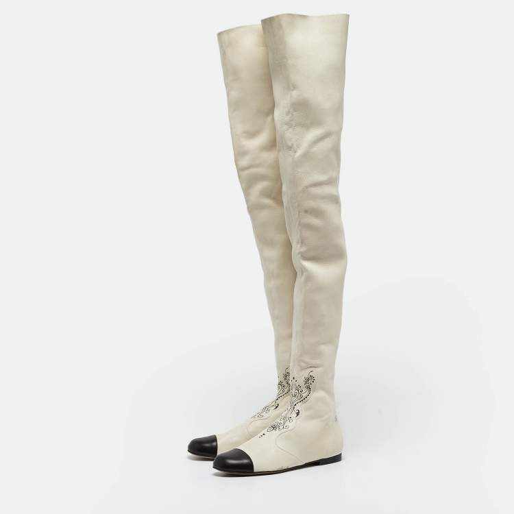 Pre Owned Chanel Cream/Black Leather  Over The Knee Length Boots Size 38