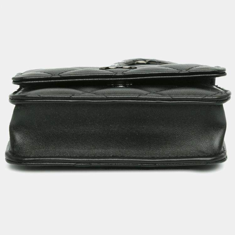 Pre Owned Quilted Lambskin So Black CC Hook Card Holder